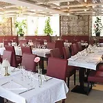 La Fregate Hotel