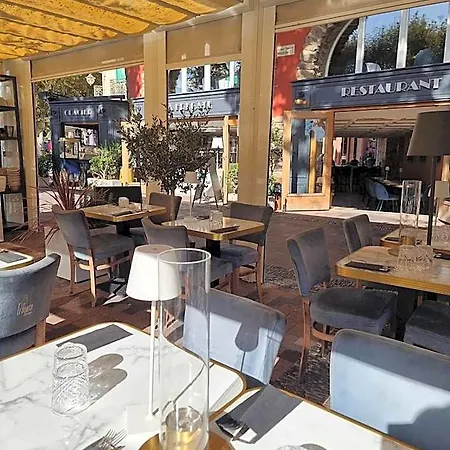 La Fregate